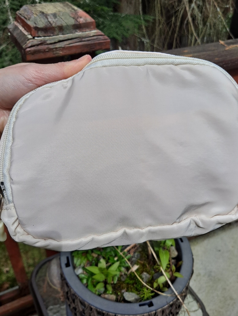 Light Creme Crossbody Belt Sling Bag Minimal Everyday Pouch - Picture 2 of 10